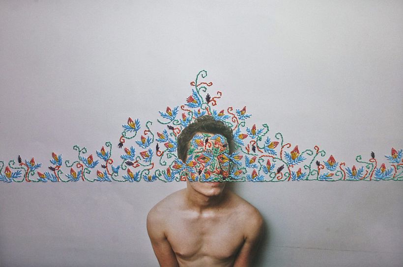 La fotografía bordada de Aline Brant 10