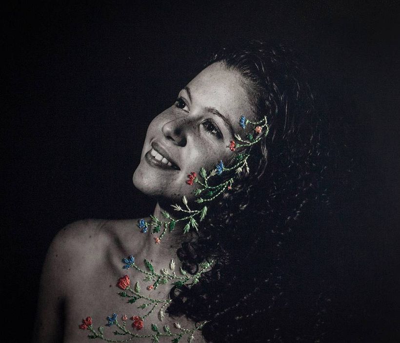 La fotografía bordada de Aline Brant 17