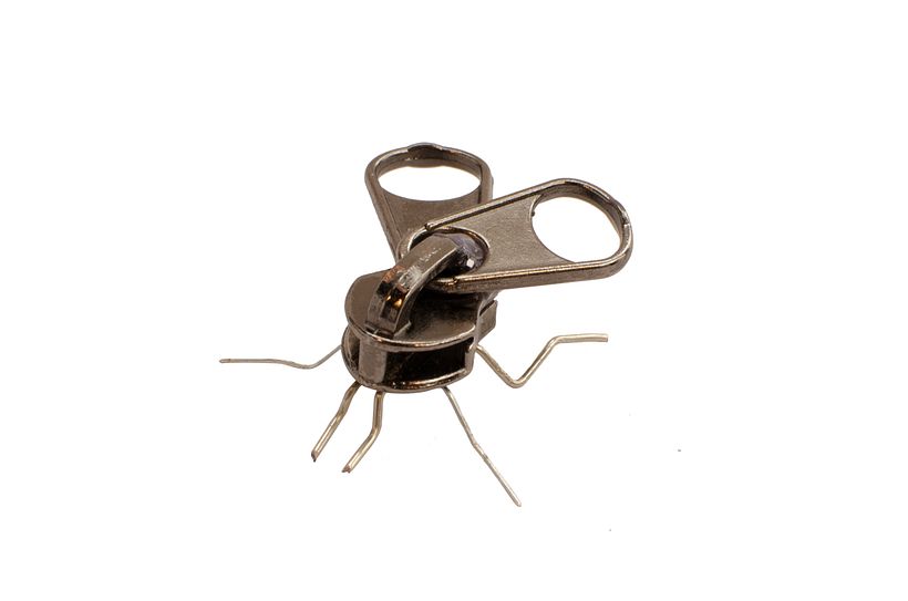 Mosca Artificial 0
