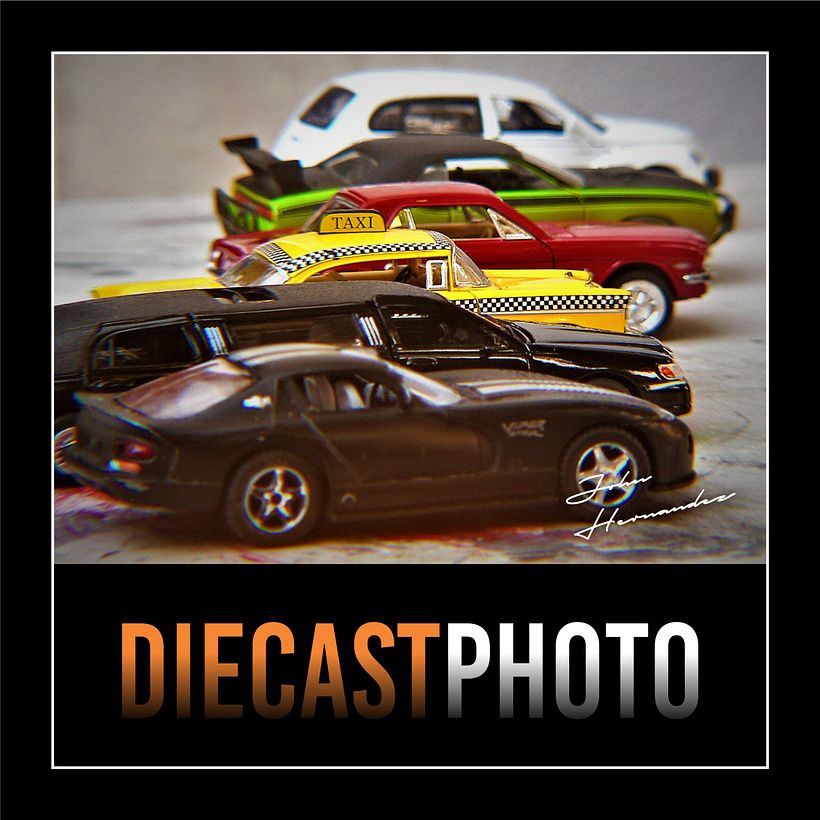 FOTOGRAFIA AUTOMOVILES A ESCALA DE 1:18 7