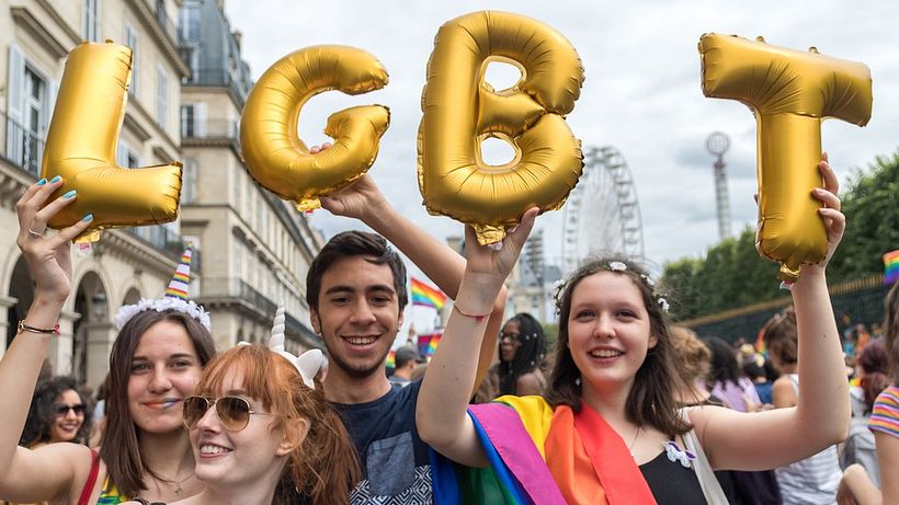 Rediseñar la bandera del Orgullo para representar la diversidad 3