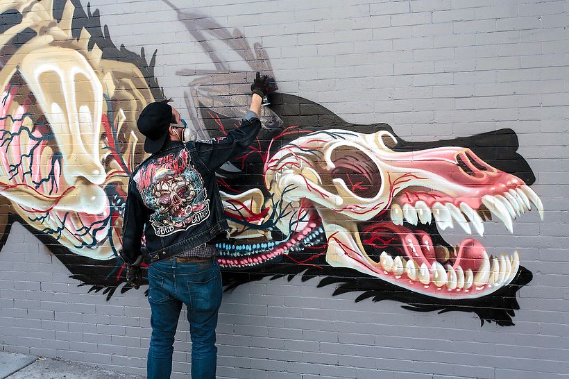 La anatomía toma las calles de la mano del artista urbano Nychos 1
