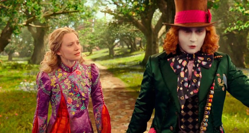 Alice Through The Looking Glass - Layout 1