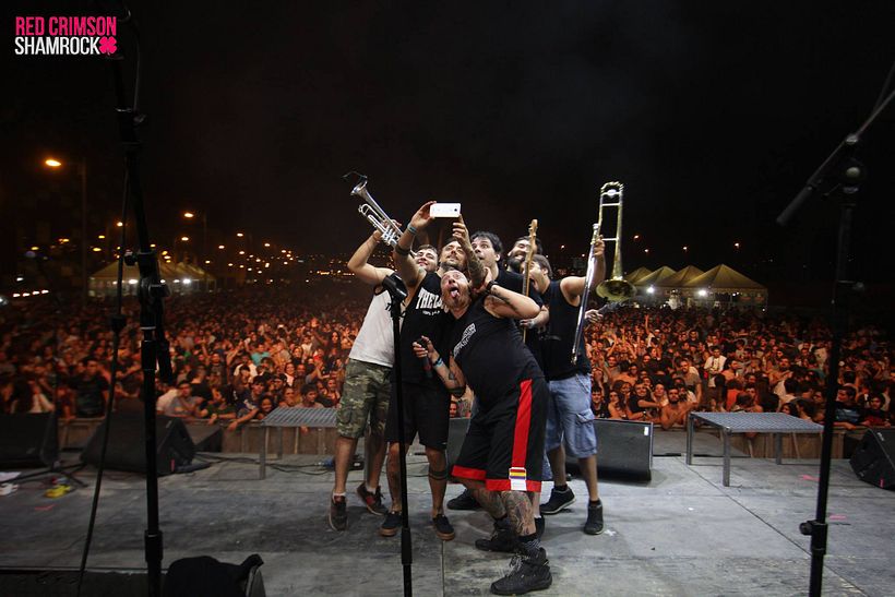Directora en Red Crimson Shamrock 2