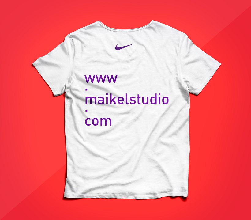 Nike Graphic Design Shirt - Design