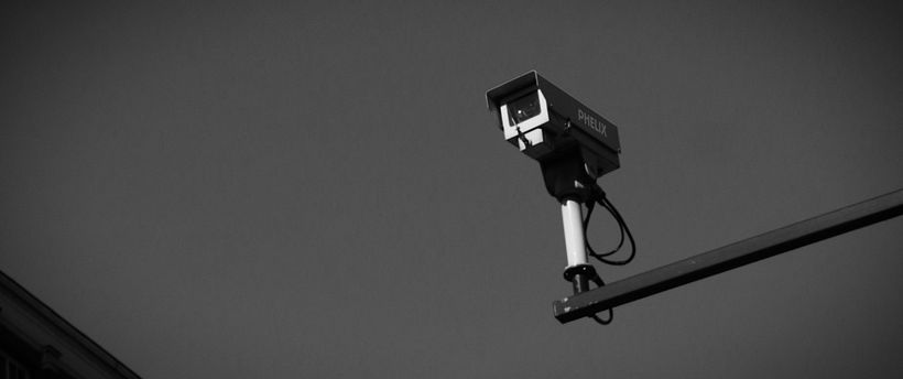 TRAILER Eye in Darkness 8