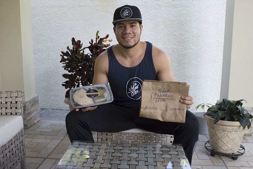 Tipografía y Branding: logo The Meal Boss  7