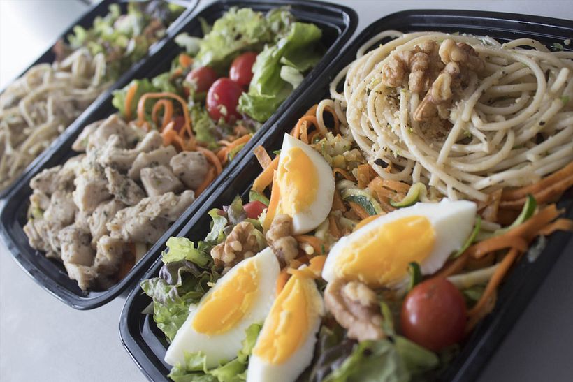 Tipografía y Branding: logo The Meal Boss  10