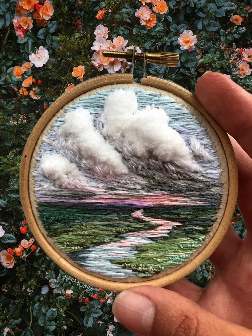 Shimunia: Pintando coloridos paisajes con aguja e hilo 6