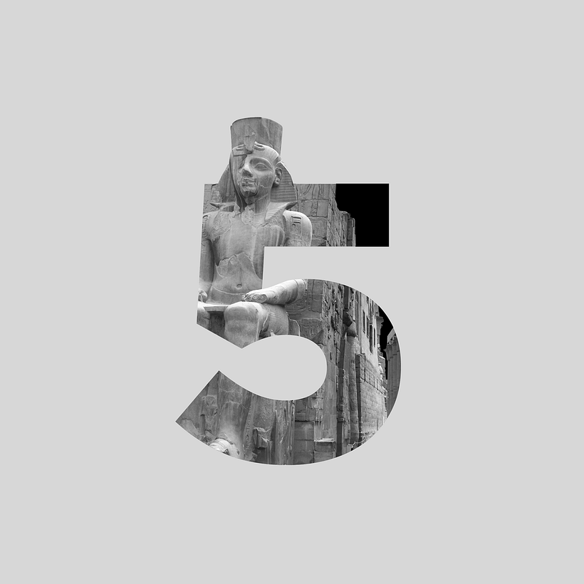 Divine Type / 36 Days Of Type 33