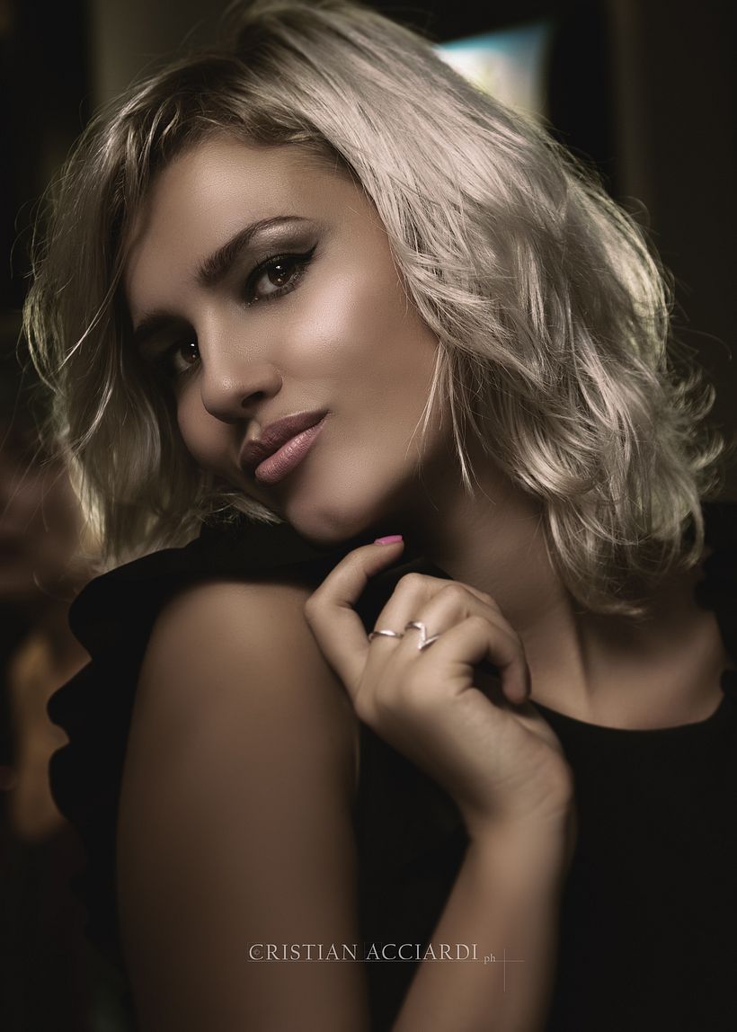 Mi Proyecto del curso: Retoque fotográfico de moda y belleza con Photoshop 4