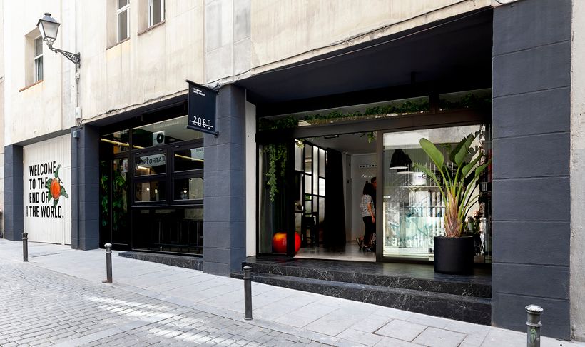 2060. The Newton Hostel. 4