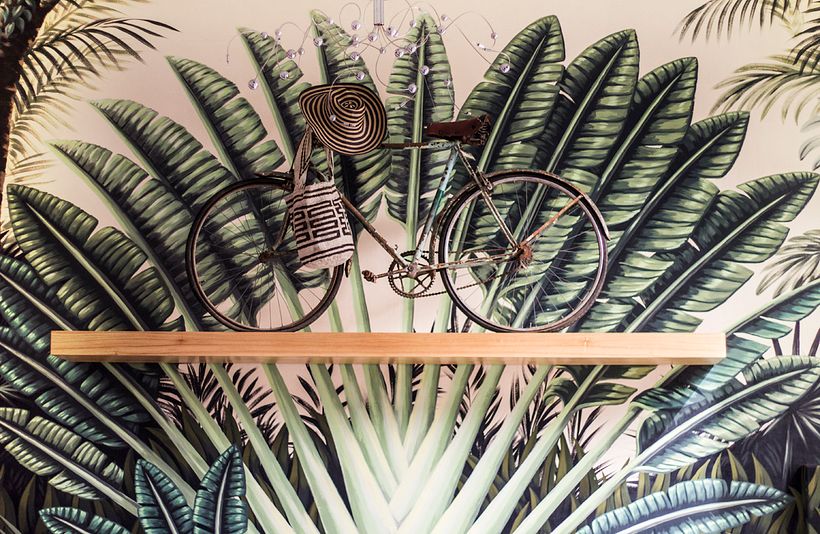 Mural Traveler Palm 3