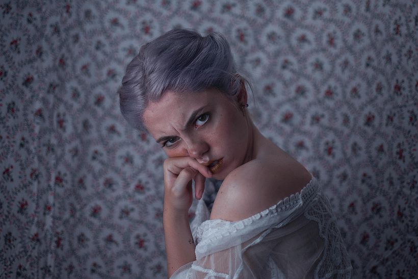 Mi Proyecto del curso: Autorretrato fotográfico artístico  -- Lilac-- 0