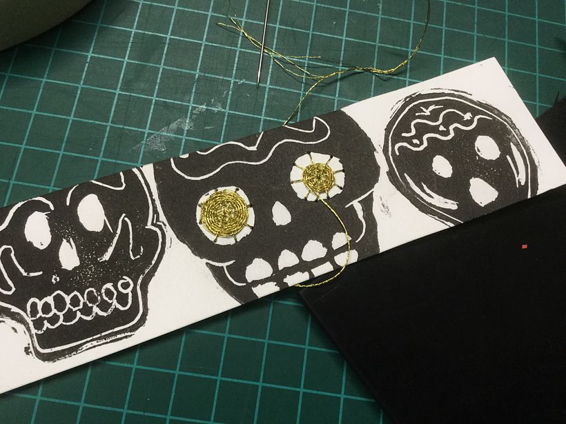 Mi Proyecto del curso: Técnicas de bordado experimental sobre papel 0