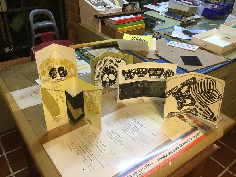 Mi Proyecto del curso: Técnicas de bordado experimental sobre papel 1