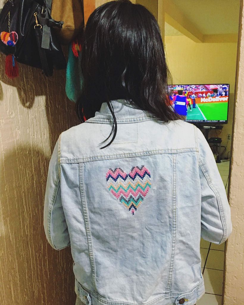 Hilos sobre ropa 0