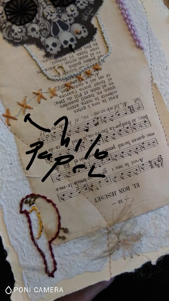  octubre de muertos , en octubre por ciertos eventos de  esas fechas lo estoy terminando ahora...ji, Mi proyecto de bordado experimental sobre papel!! 0