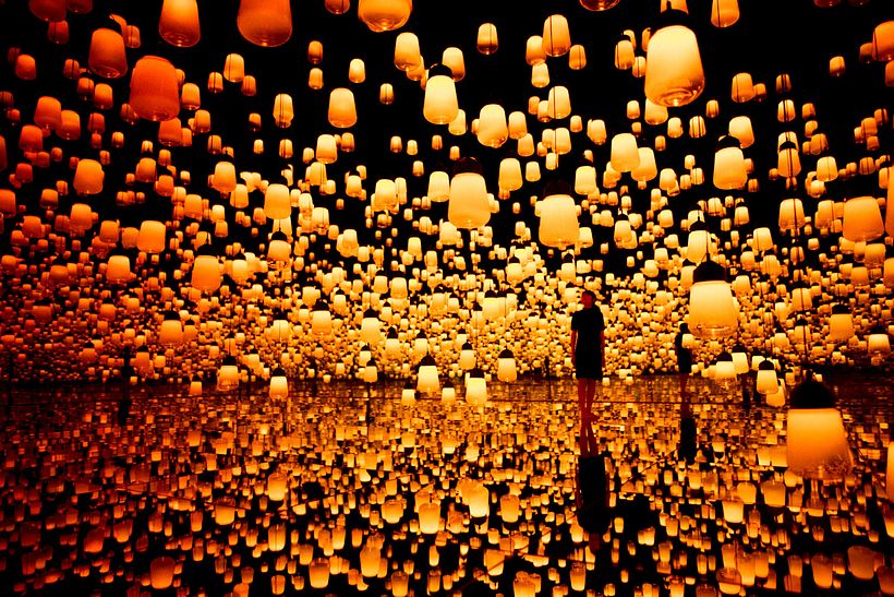 Las fronteras entre arte y visitante se desdibujan en 'Borderless' 9