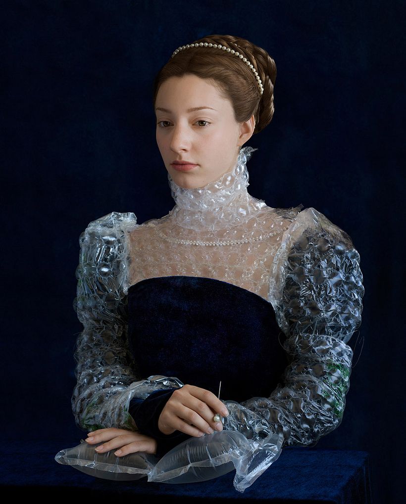 Trajes del siglo XV con materiales reciclados 1