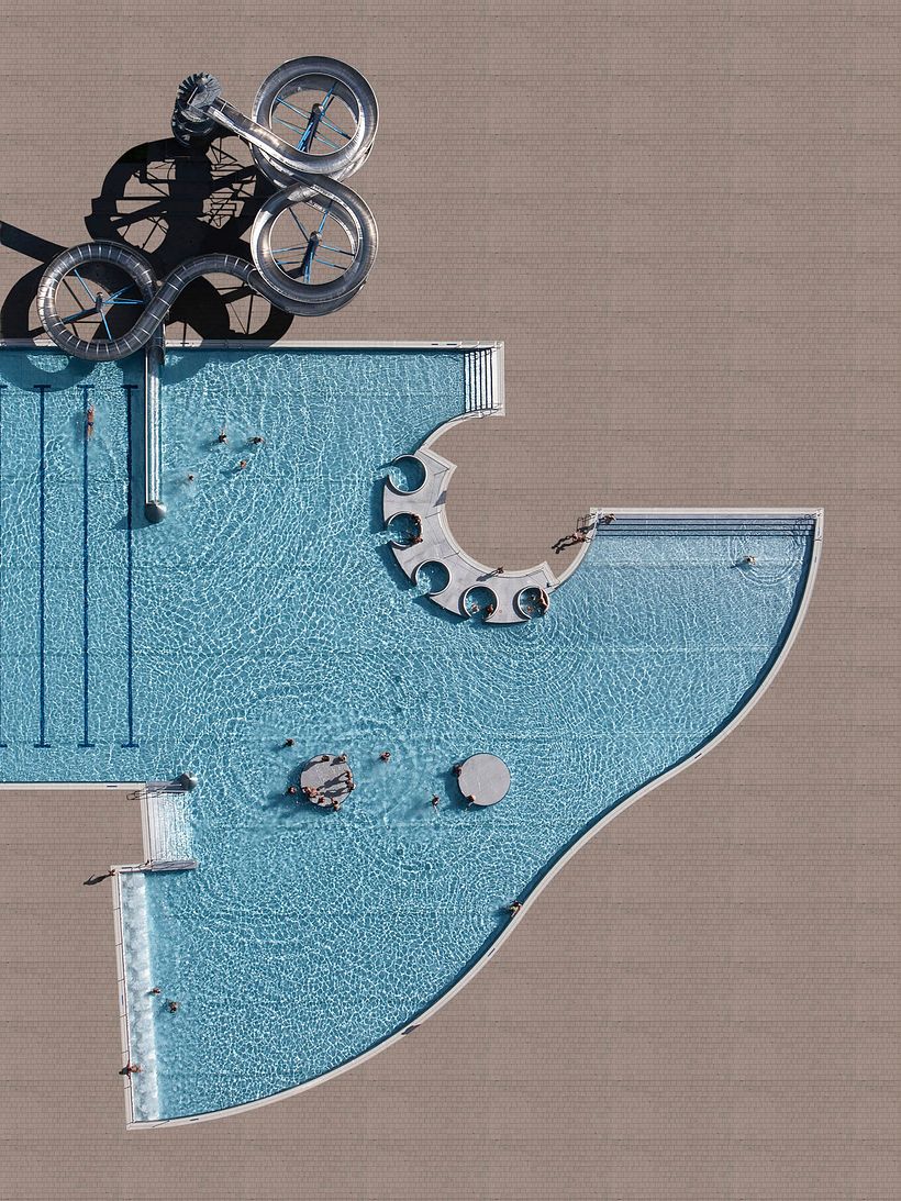 La belleza de la fotografía de piscinas a vista de pájaro 11