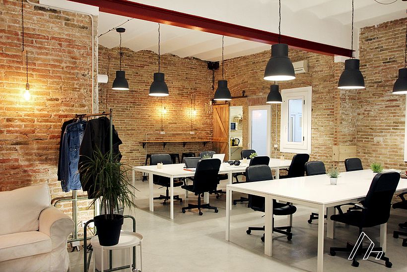 Mesas libres en Coworking 1