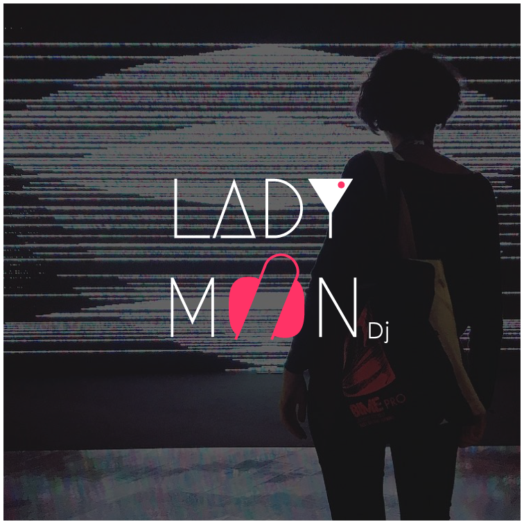 Lady Møøn Dj 0
