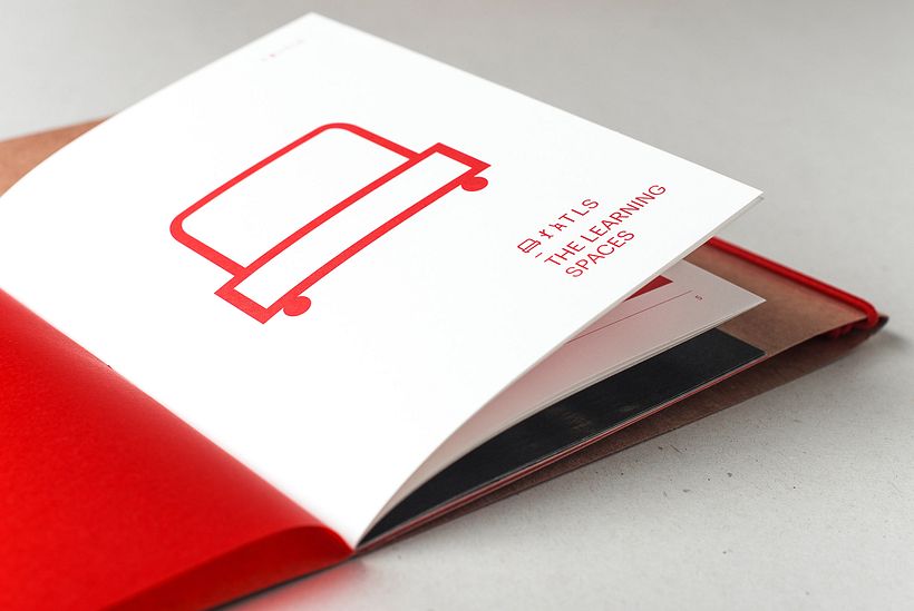 THE LEARNING SPACES 17