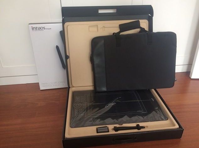 Vendo Wacom Intuos 5 Touch L (185€) 2