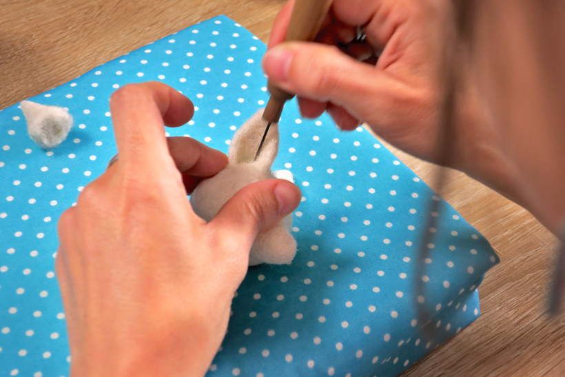 Practica needle felting con estos patrones de Caro Indy 4