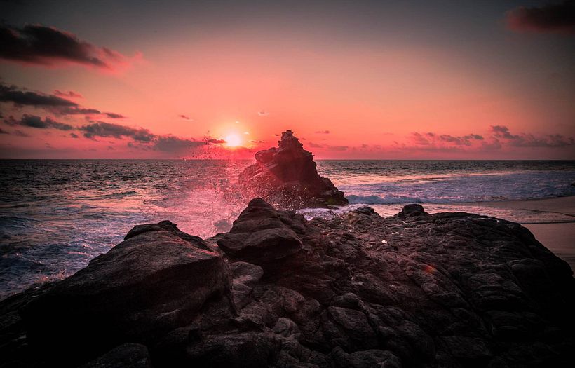 Busco Diseñador Para estampas y rapport para marca de ropa de playa. 1