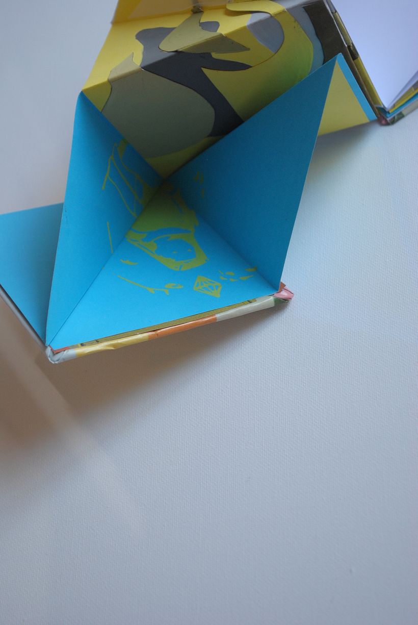 Libro azul geométrico 1