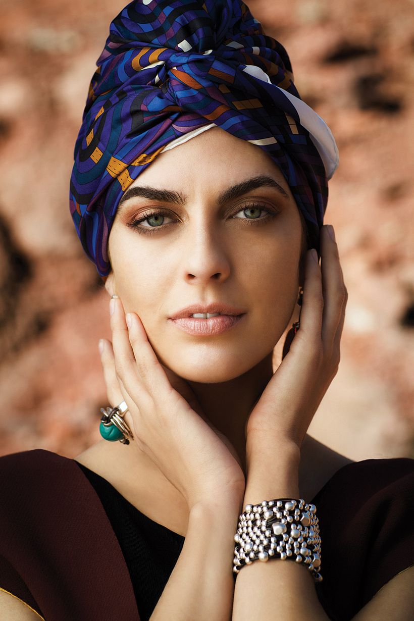 Revista Instyle Rocas rojas 4