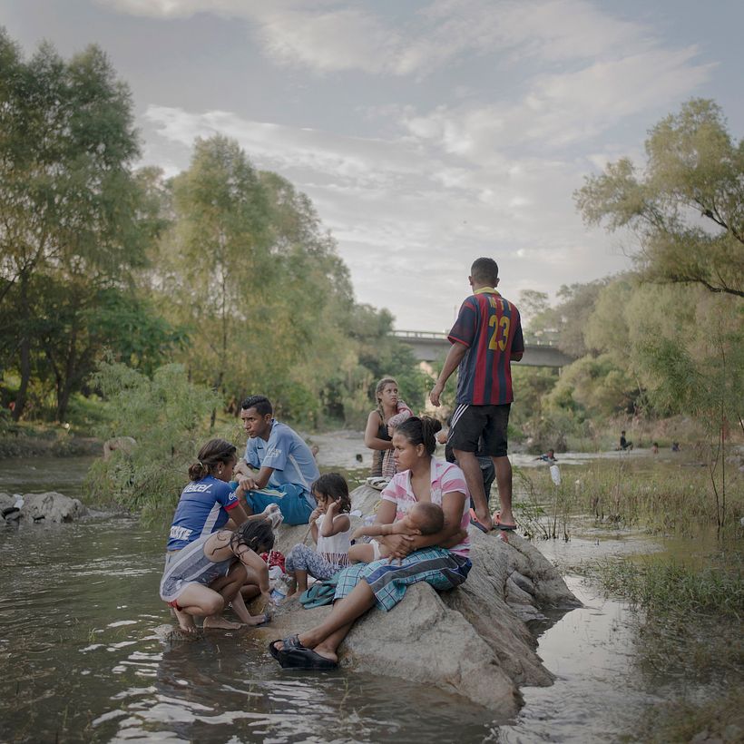 "The Migrant Caravan". Pieter Ten Hoopen. Agence Vu/Civilian Act.