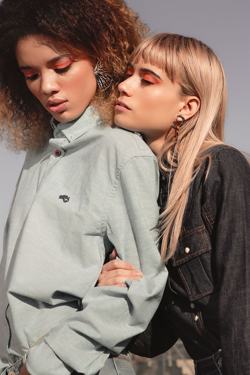 Blue Grandient Editorial for Eloque Magazine 4
