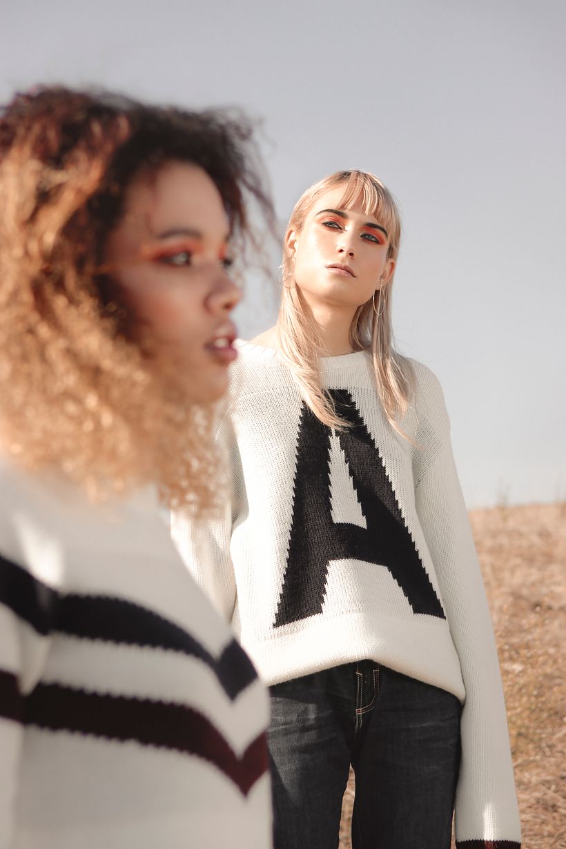 Blue Grandient Editorial for Eloque Magazine 8