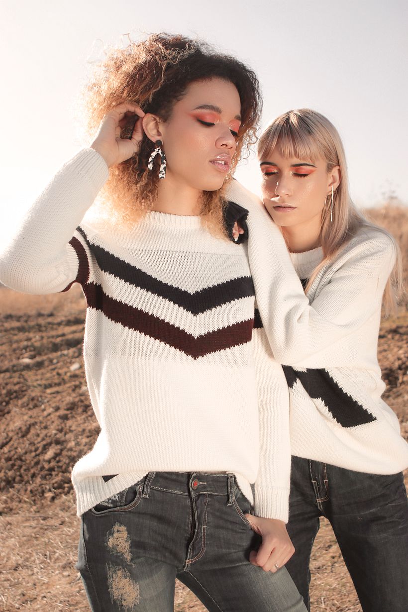 Blue Grandient Editorial for Eloque Magazine 10