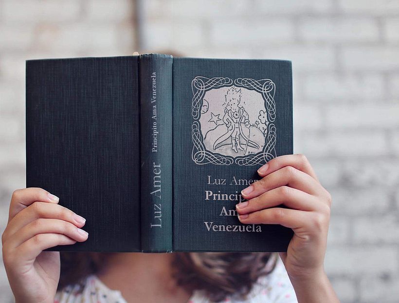 Rediseña la portada de tu libro favorito y gana un pack de 3 cursos 1