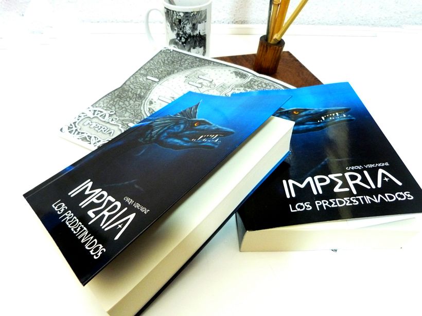 El libro con la portada impresa y se puede ver el mapa que también ilustré