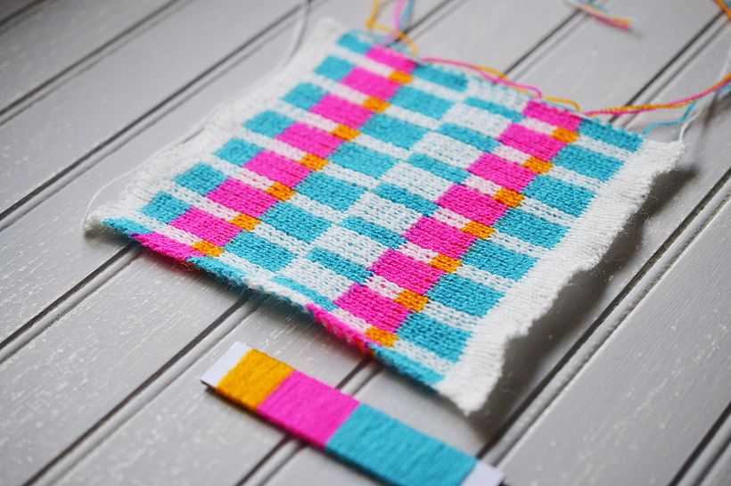 Armonía de complementarios cercanos