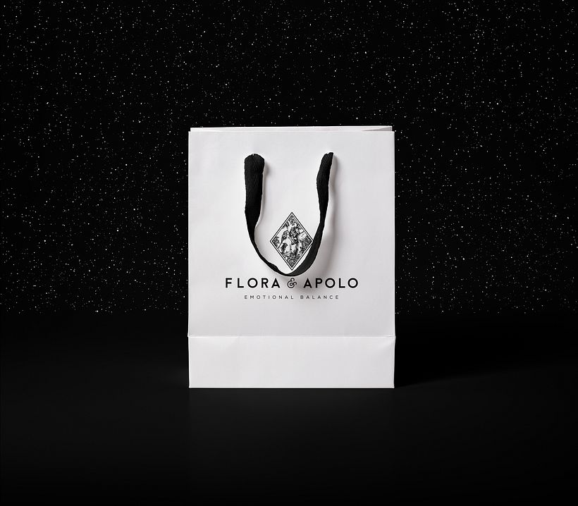 Flora & Apolo 8
