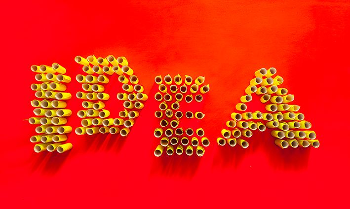 Calendario en tipografía matérica 7