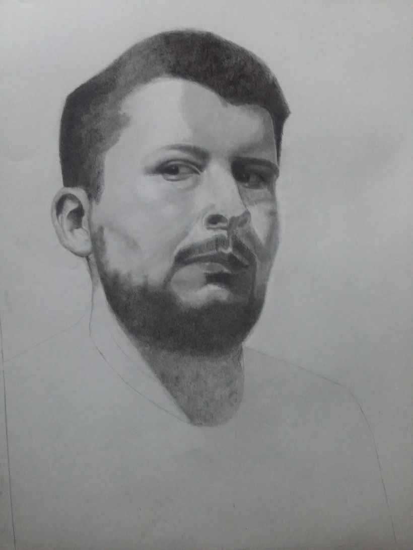 Mi Proyecto del curso: Retrato realista con lápiz de grafito 6