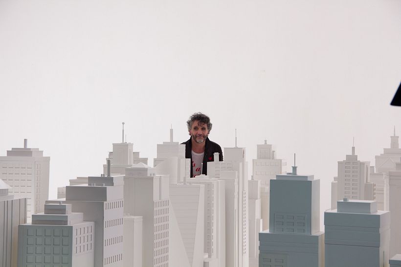 LA CIUDAD LIBERADA - Video Clip Fito Paez 6