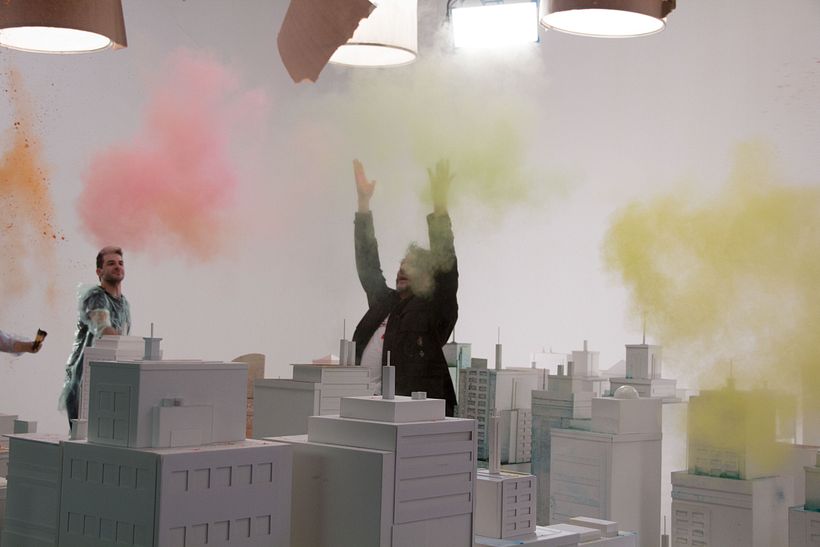 LA CIUDAD LIBERADA - Video Clip Fito Paez 9