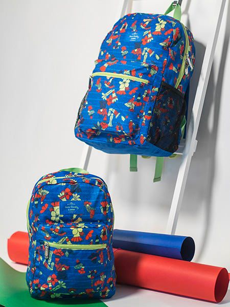 Licencia de colección de mochilas realizada para Argentina.