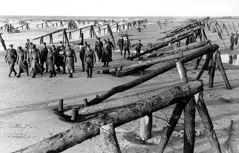 Fotografía de archivo, 'Circa 1944'