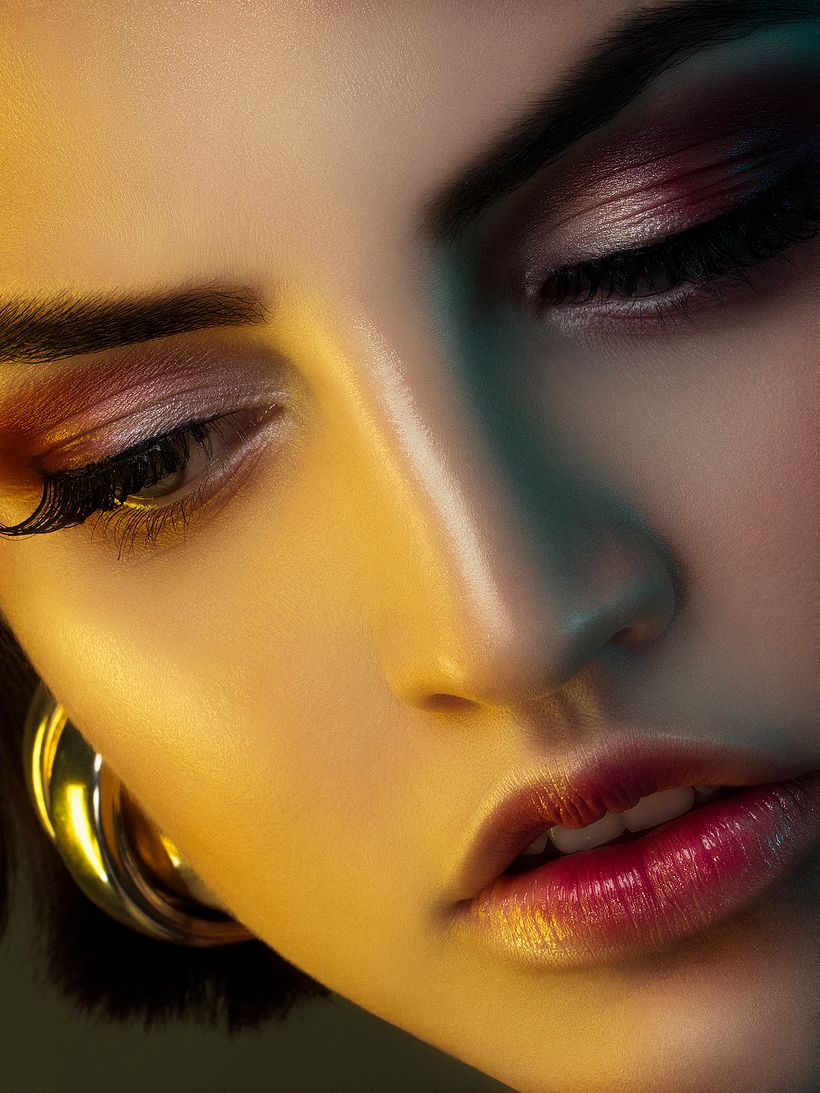 Modelos:Pamela Piedrahita Maquillaje y Peluquería: DNI MAKE-up  Estilismo: Carmen Bena  Fotografía y retoque: Rebeca Saray 