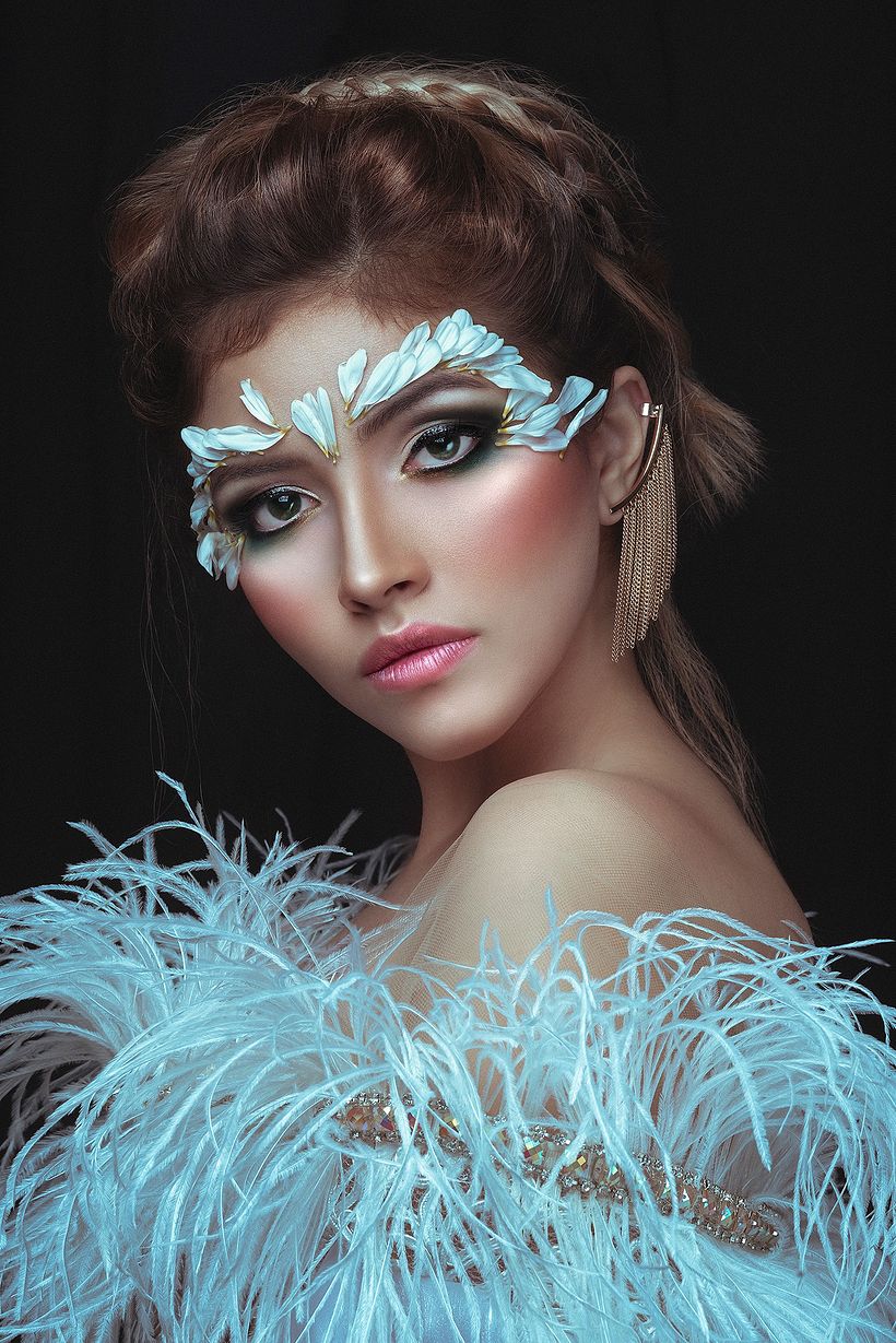 Modelo: Stacy Mall @lorrainemall Maquillaje: Daniel Silvera @undany Estilismo y peluquería: Marcia Lopez de Vicuña @marciacos