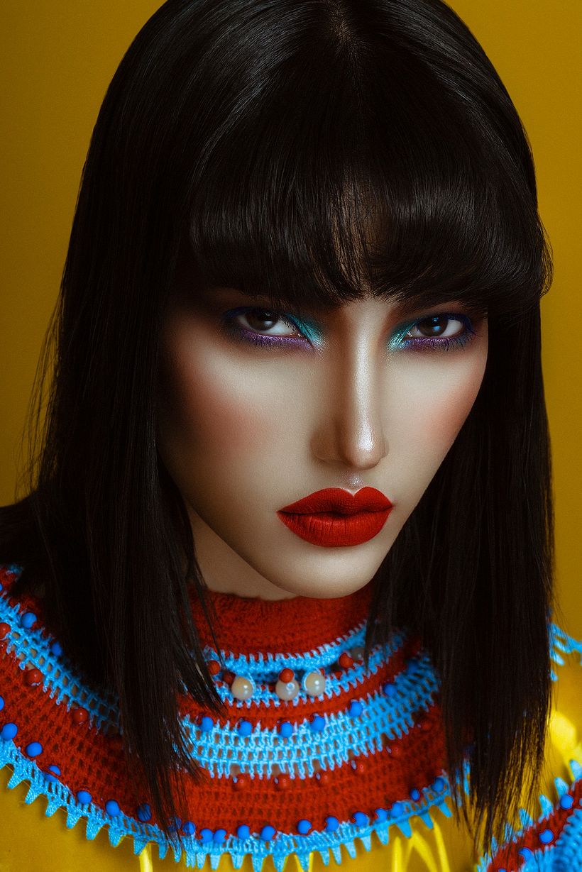 Modelo: @teffacallejas Maquillaje y peluquería: @etherealmakeupstudio Estilismo: Santiago Ospina @magas.in Atrezzo: Ethereal 